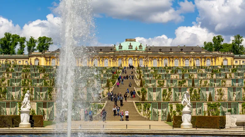 Potsdam: Un Viaje Inolvidable al Corazón de la Historia y Opulencia Prusiana