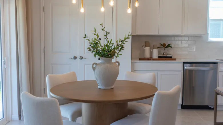 Redescubriendo el Comedor: Cómo Integrar un Espacio de Convivencia en tu Hogar