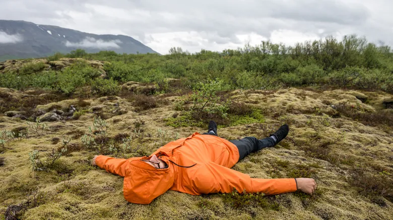 Resiliencia Mental en la Naturaleza: El Factor Olvidado para Aventuras Seguras