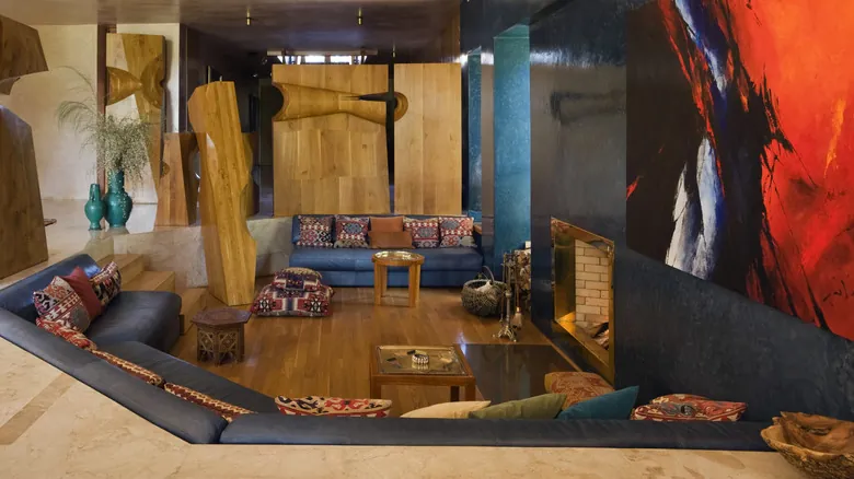 Salas de Estar Hundidas: ¿Por Qué Quitar Esta Característica y Modernizar Tu Hogar?