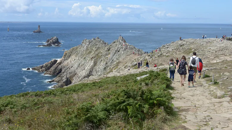 Senderismo en Francia: Las Rutas Naturales Más Asombrosas y Menos Conocidas