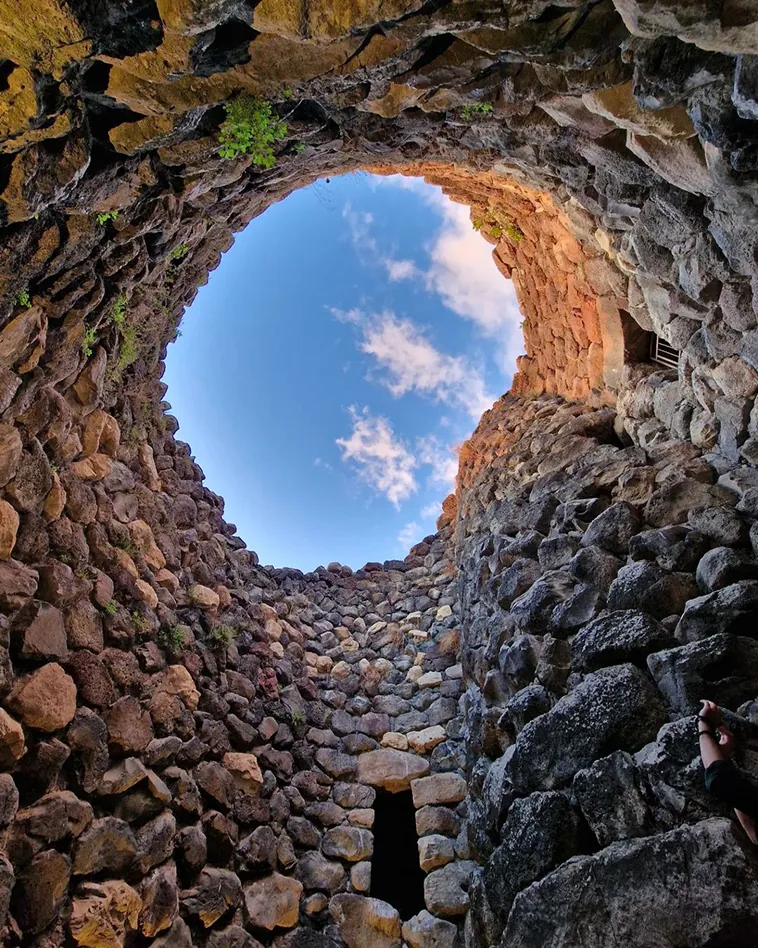 Su Nuraxi en Barumini: Joya de la Arquitectura Nurágica en la Cerdeña Prehistórica
