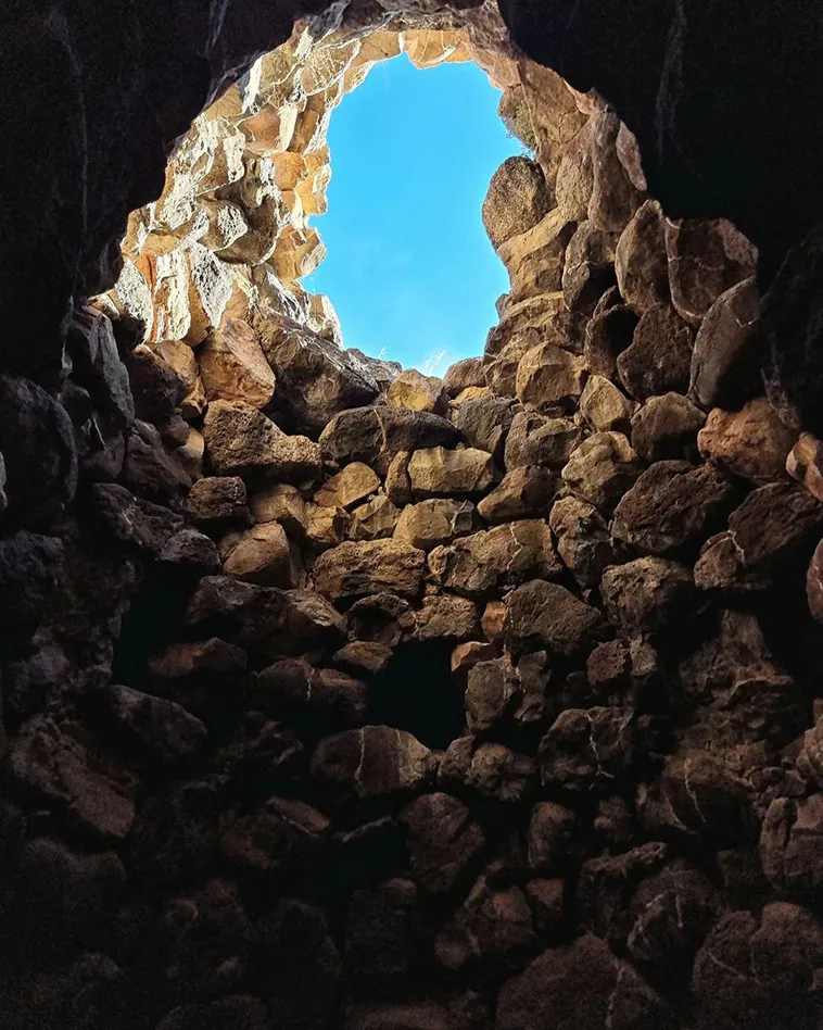 Su Nuraxi en Barumini: Joya de la Arquitectura Nurágica en la Cerdeña Prehistórica