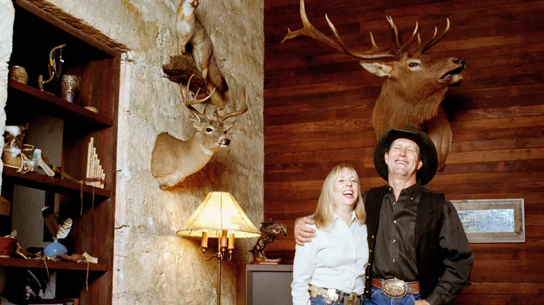Taxidermia en el Hogar: Guía para Integrar Cabezas de Venado con Elegancia y Sin Prejuicios