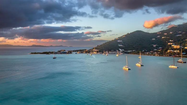 Tortola: Guía Completa para Explorar la Isla Principal de las Islas Vírgenes Británicas