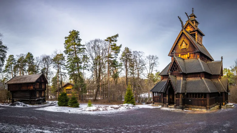 Viaje en el Tiempo: Descubre los Museos Folclóricos al Aire Libre de Europa