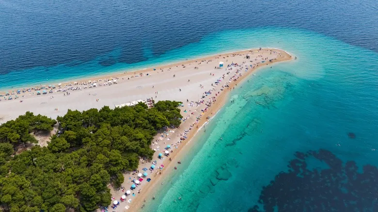 Zlatni Rat: Descubre el Icónico Cuerno de Oro de Croacia y sus Secretos
